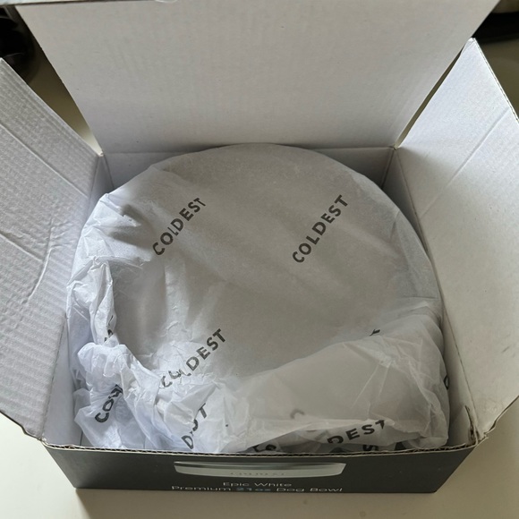 COLDEST pet bowl - Picture 6 of 6